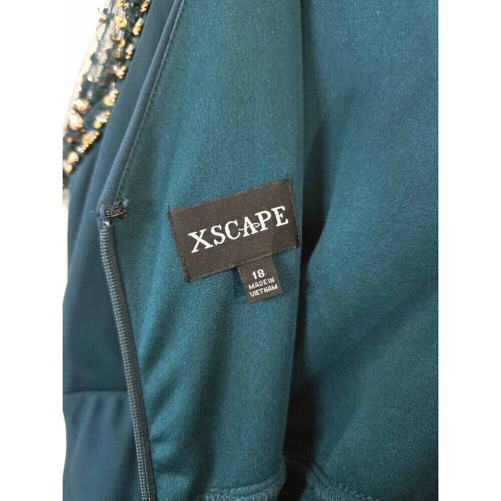 Xscape Emerald Green Formal Gown Size 18 Beaded Sleeve Ruched Evening - Picture 11 of 15